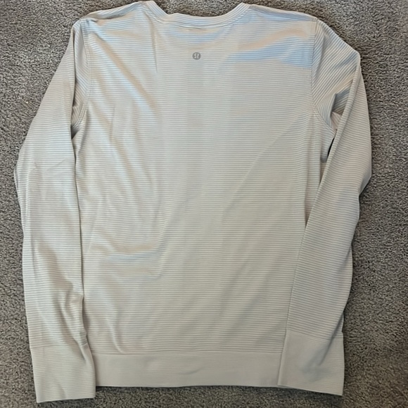 Lululemon Swiftly Relaxed Size 6 - Picture 2 of 5